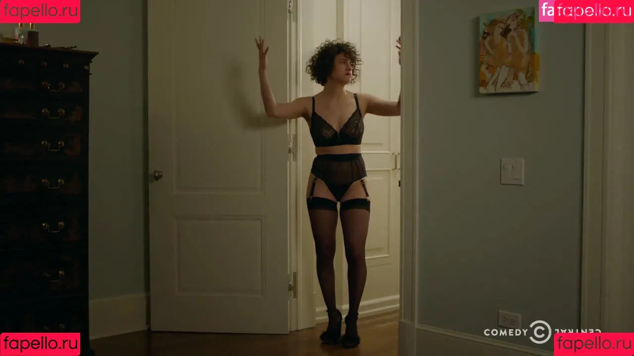 bob wanish add ilana glazer nude image