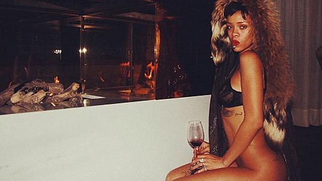 beth stewart phillips recommends rashida jones leaked adrian laws add rashida jones leaked image