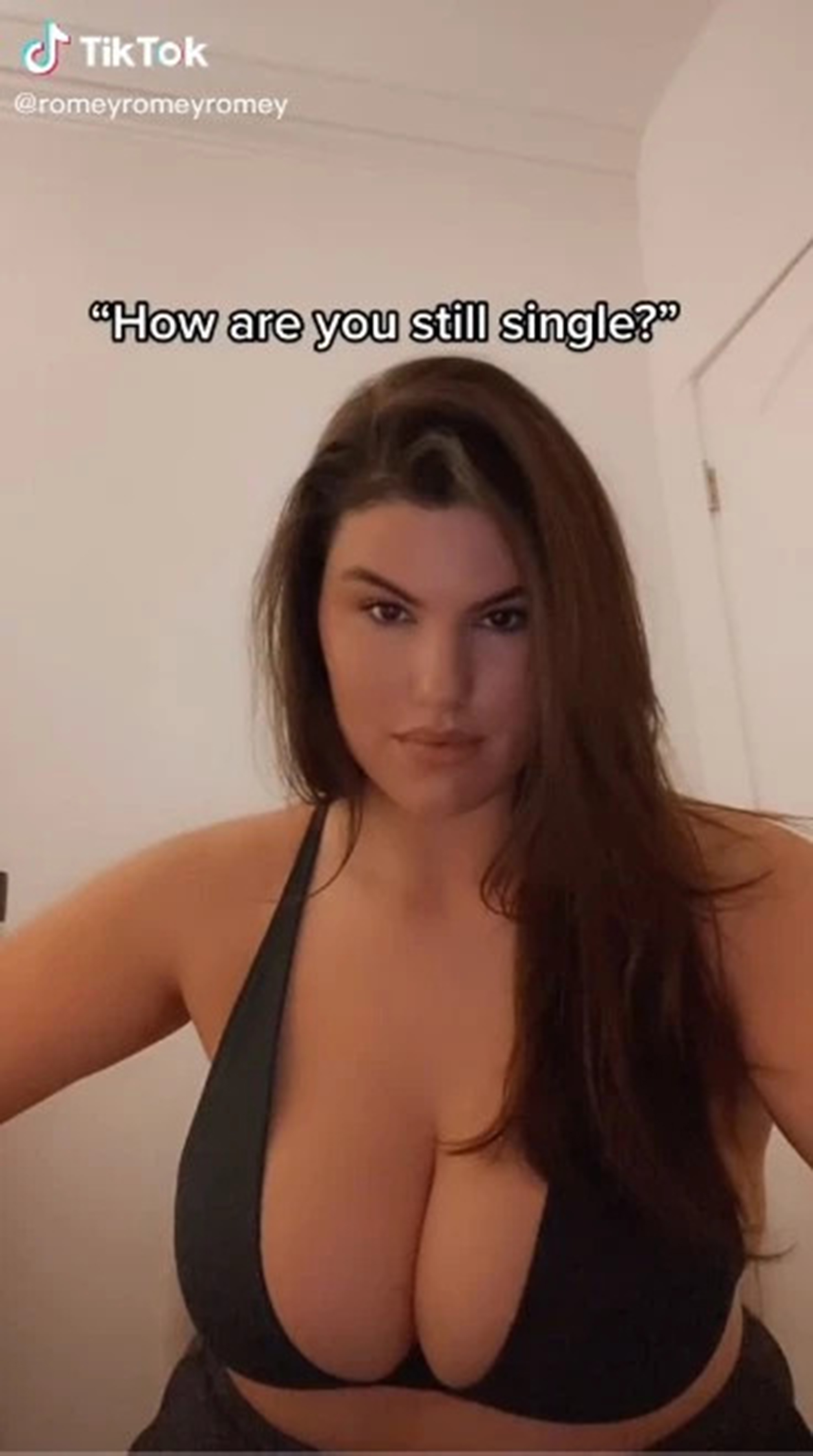 alaa aqrabawi recommends girlfriend natural tits chong tze add girlfriend natural tits image