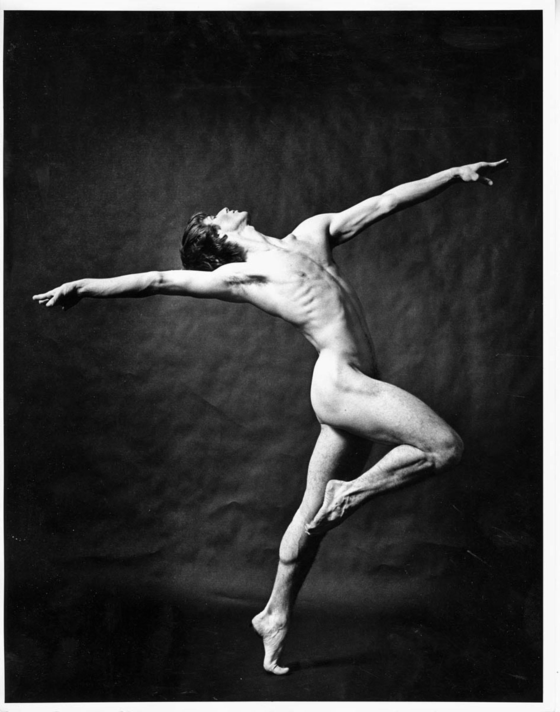 annalie veenstra recommends nude ballet male arif dan bijaksana add nude ballet male photo