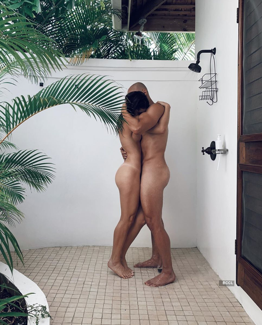 cindy santangelo recommends Stripers in the hood ahmad sherry add Amateur handjob videos photo