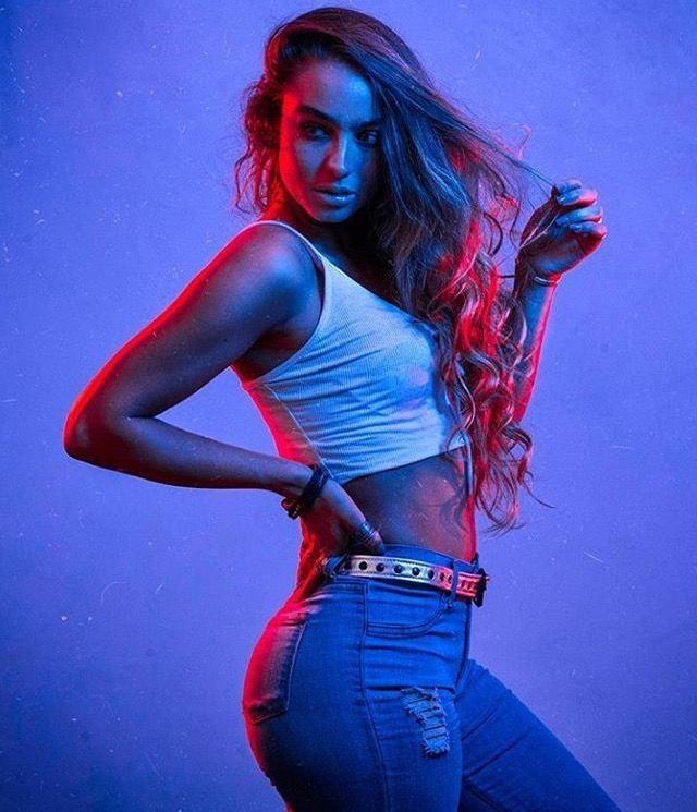 darryl younger add sommer ray booty pics photo