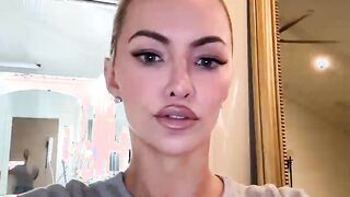 clara lay add lindsey pelas cam photo