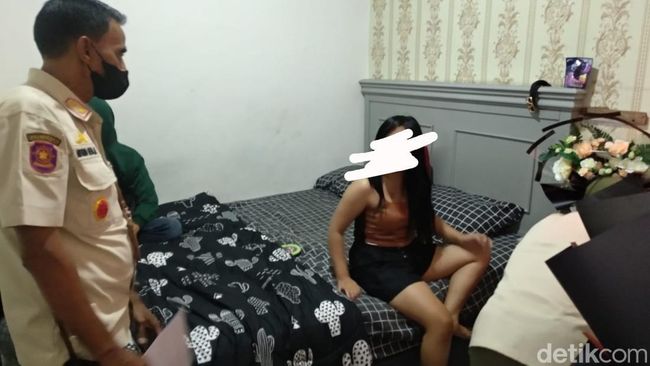 ann ding add House party gameplay porn photo