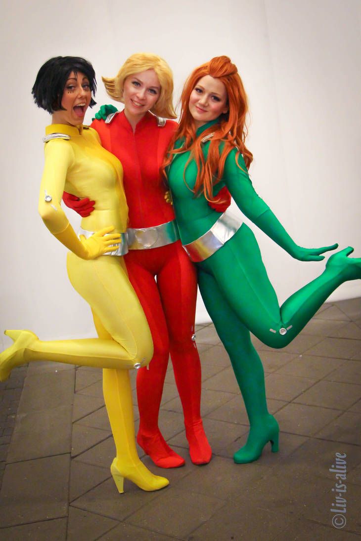 darren aherne add totally spies cosplay photo