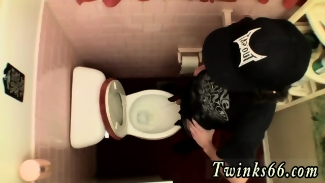 chris hemmings add toilet twinks image