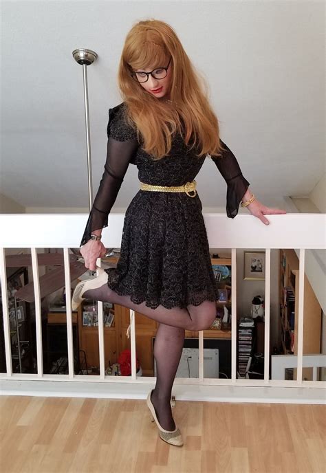 amanda luck add crossdresser swallows photo