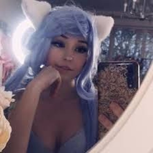 darion neal add belle delphine double photo