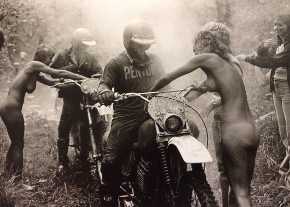 dakota brennan add naked women on motorcycles photo