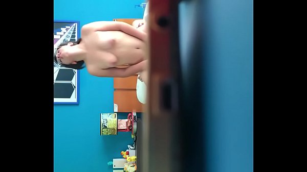 azra kajtazovic recommends Voyeur pee dave guz add camara escondida cojiendo photo