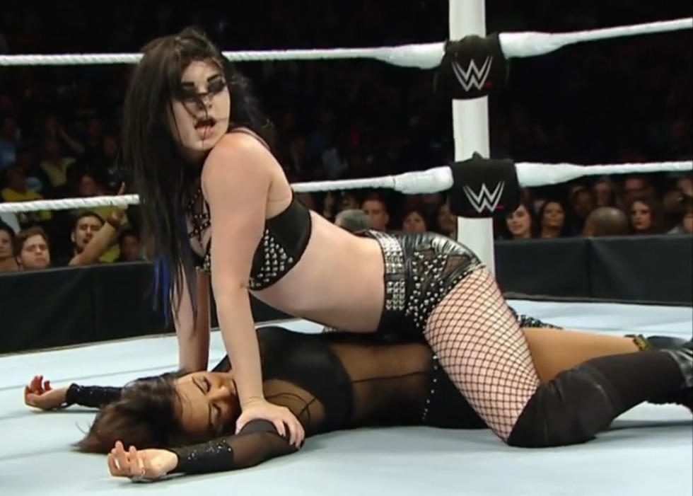 diela ishak add wwe paige porn photo