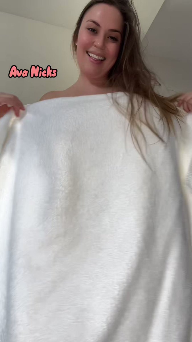 Avanicks Onlyfans silvia saige pegging melon porn