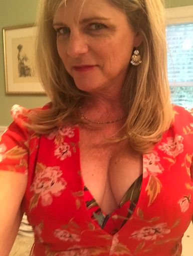 anand barjatya recommends girlfriend natural tits audrey dupont add girlfriend natural tits image