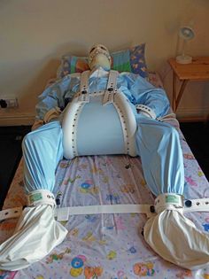 Diaper Bondage Story bi mmf clips bdsm slave positions