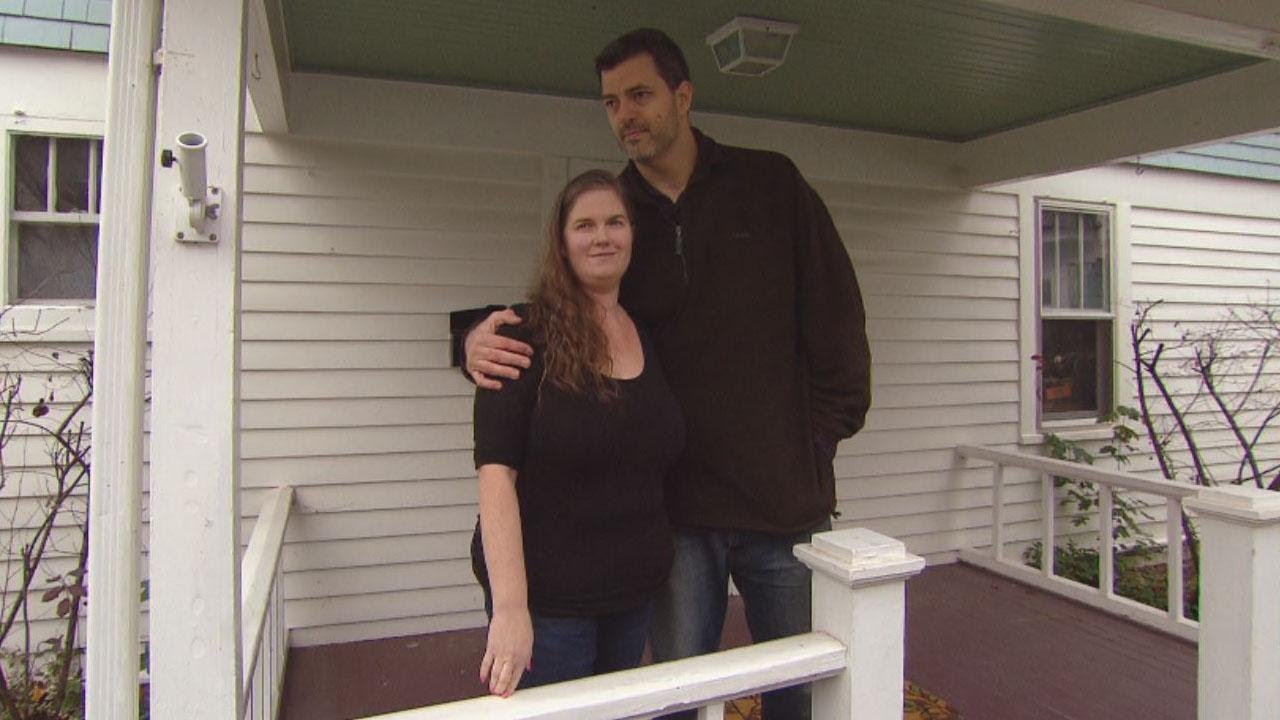 dan gassner add hidden cam catches wife cheating photo