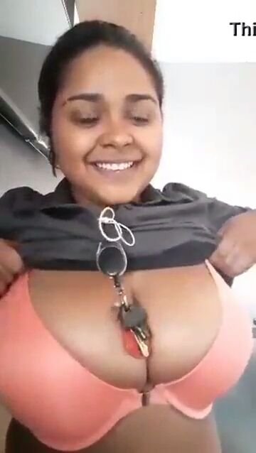 chandria anderson add huge boobs flash image