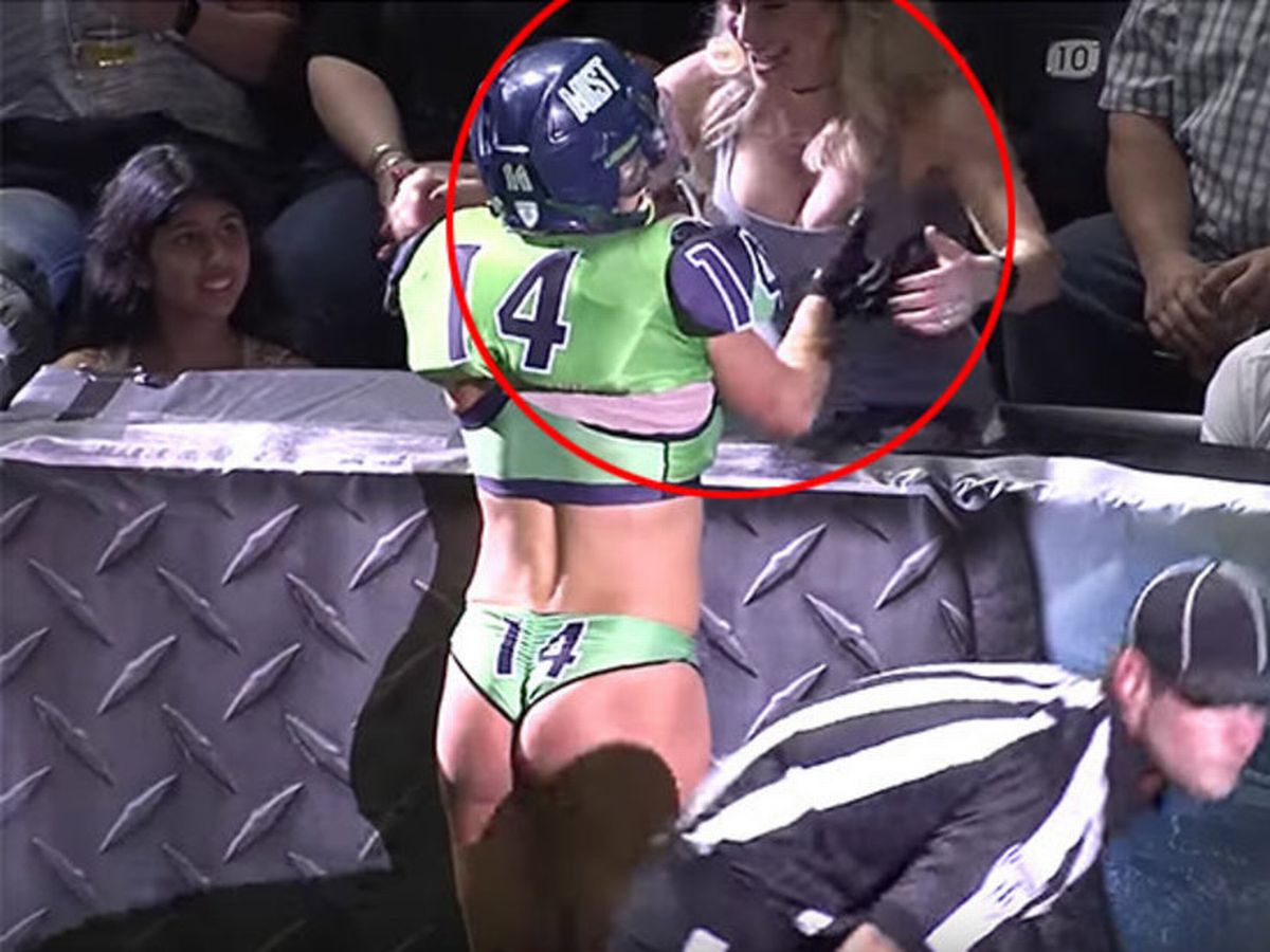 colleen bliesner add lfl league nude photo