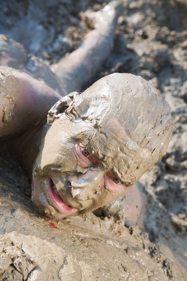 angelica agullo add naked in mud photo