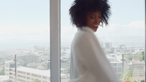 alby jenkins recommends Vogov porn annie hauser add penthouse free clips image